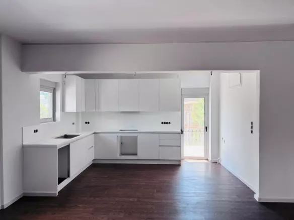2-bedroom Flat In Melissia, Greece (93 M²)