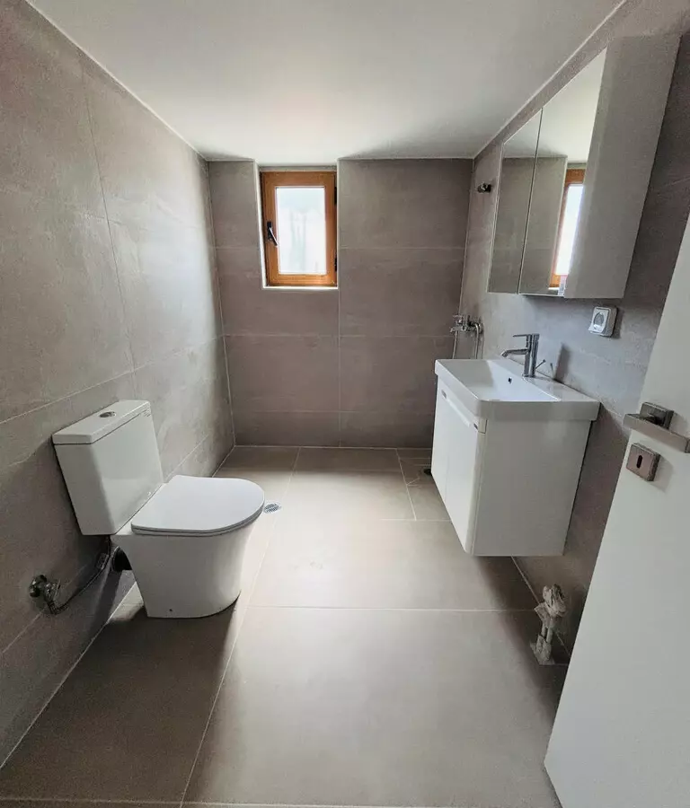 2-bedroom Flat In Melissia, Greece (93 M²)