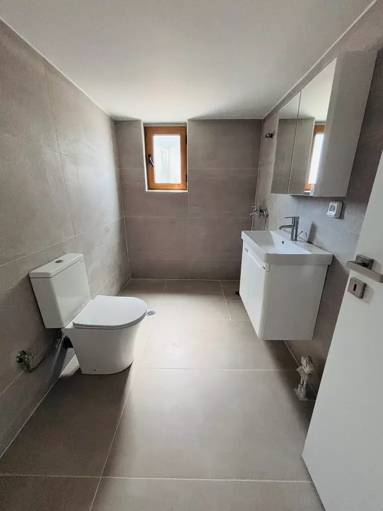 2-bedroom Flat In Melissia, Greece (93 M²)