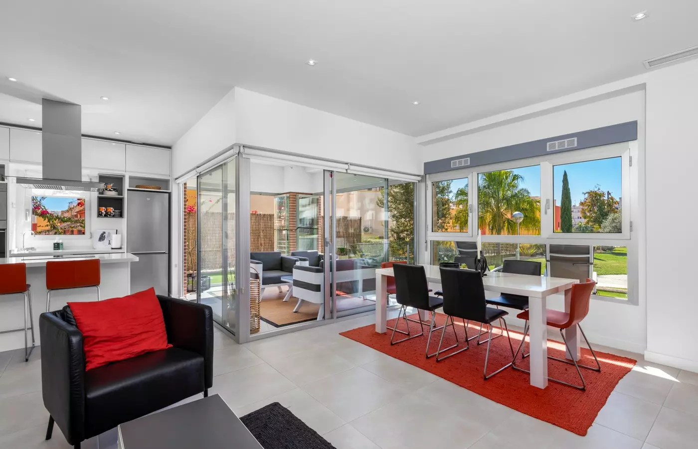 3-bedroom Apartment In Orihuela Costa, Spain (90 M²)