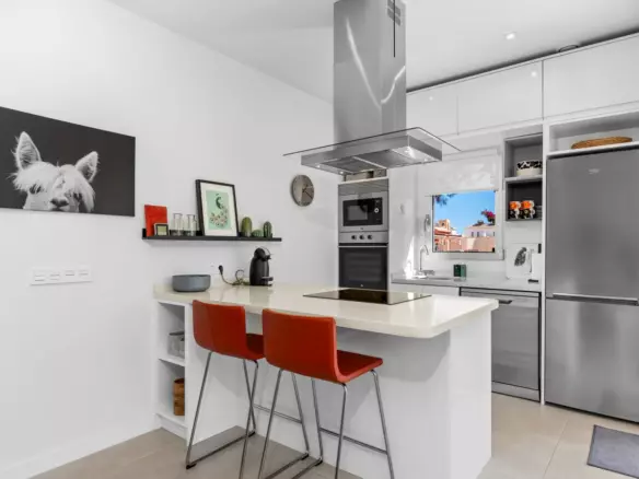 3-bedroom Apartment In Orihuela Costa, Spain (90 M²)
