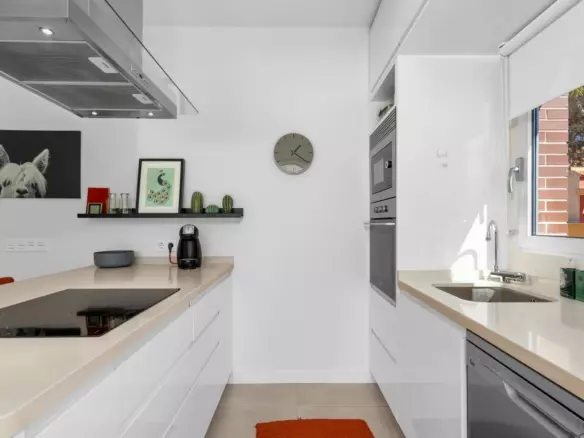 3-bedroom Apartment In Orihuela Costa, Spain (90 M²)