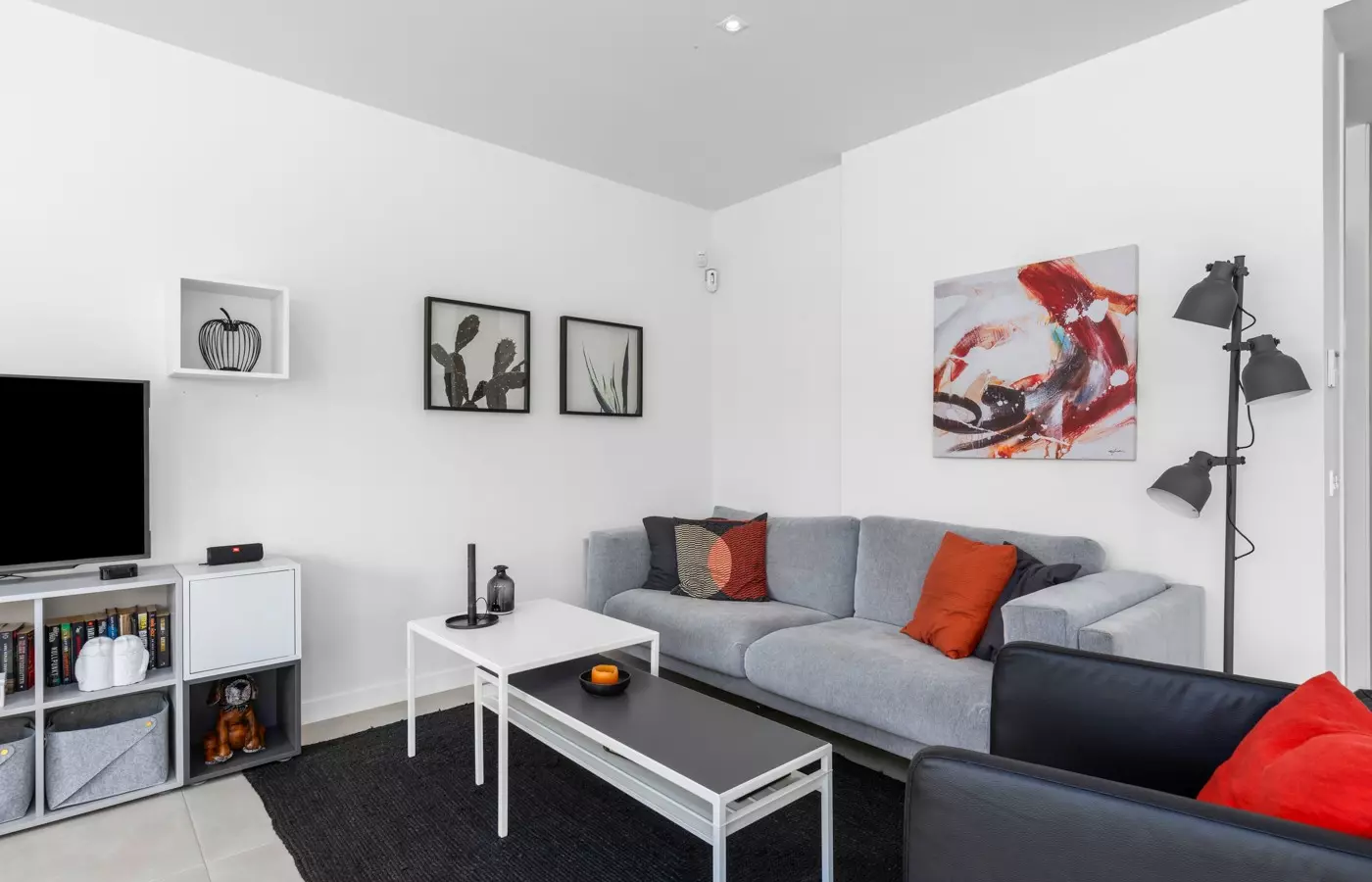 3-bedroom Apartment In Orihuela Costa, Spain (90 M²)