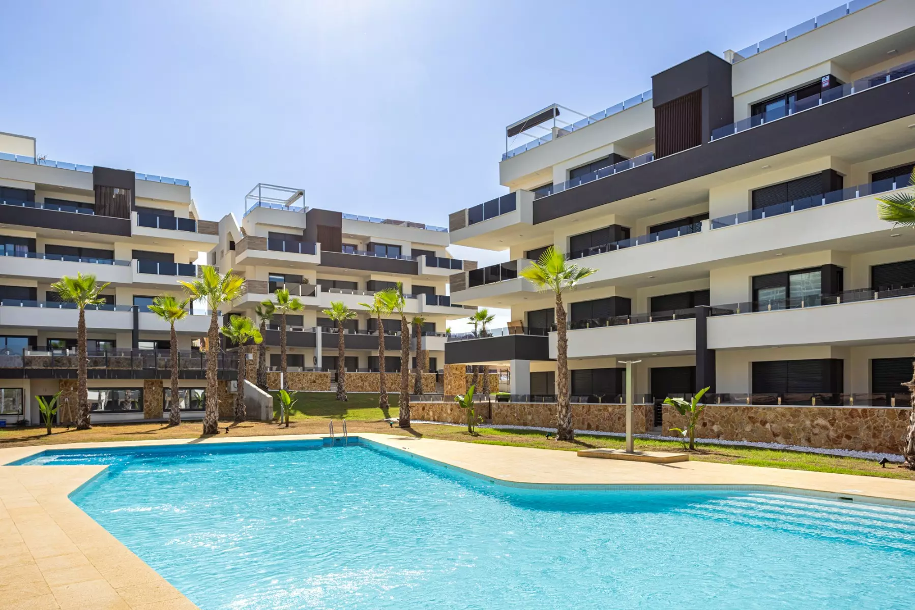2-bedroom Apartment In Orihuela Costa, Spain (80 M²)