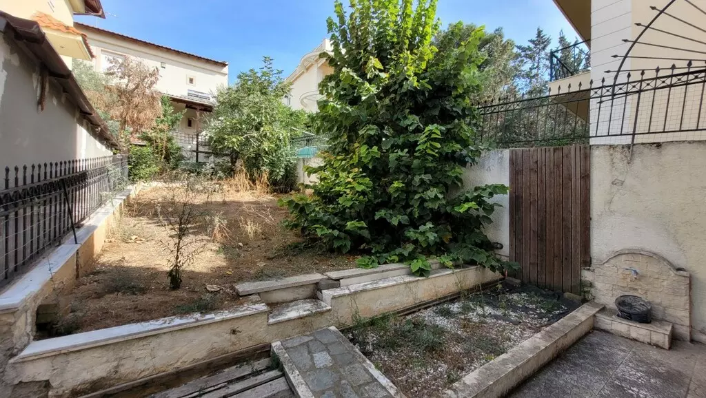 6-bedroom Detached House In Panorama, Greece (271 M²)