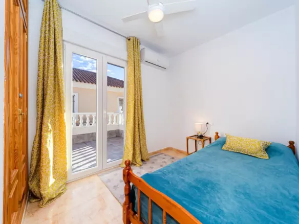 4-bedroom Duplex In Pilar De La Horadada, Spain