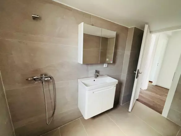 2-bedroom Flat In Melissia, Greece (93 M²)