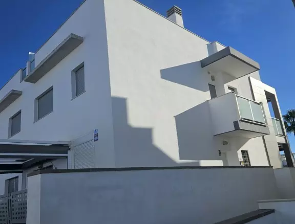 4-bedroom Semi In Torrevieja, Spain