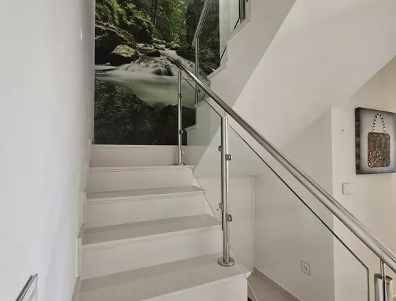4-bedroom Semi In Torrevieja, Spain