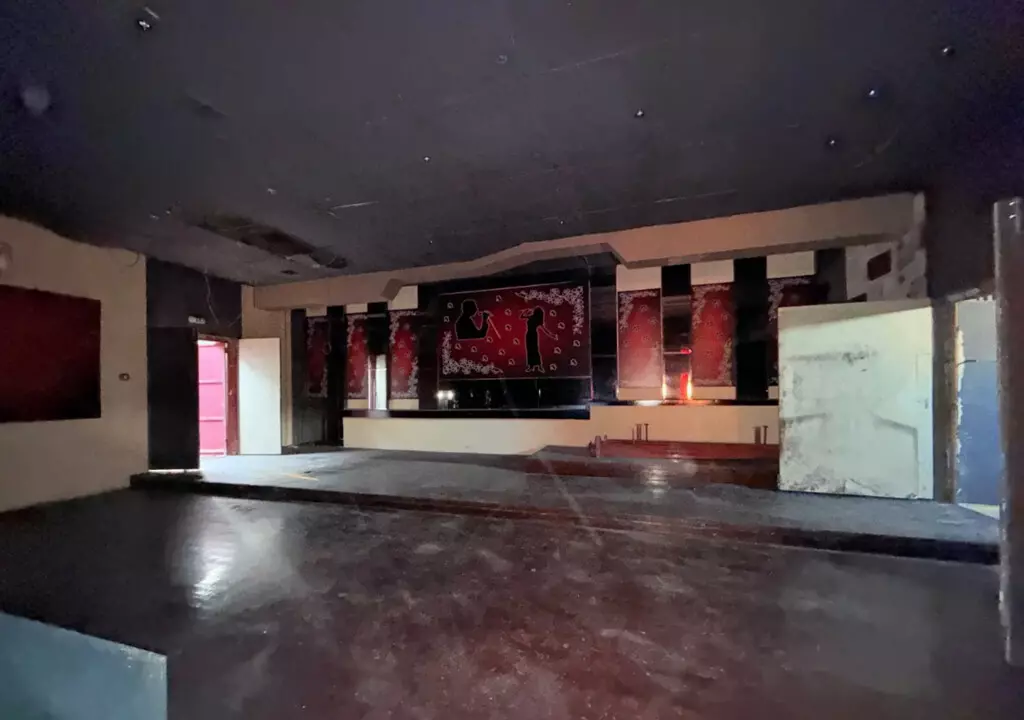 Commercial Property In Paralia, Greece (250 M²)