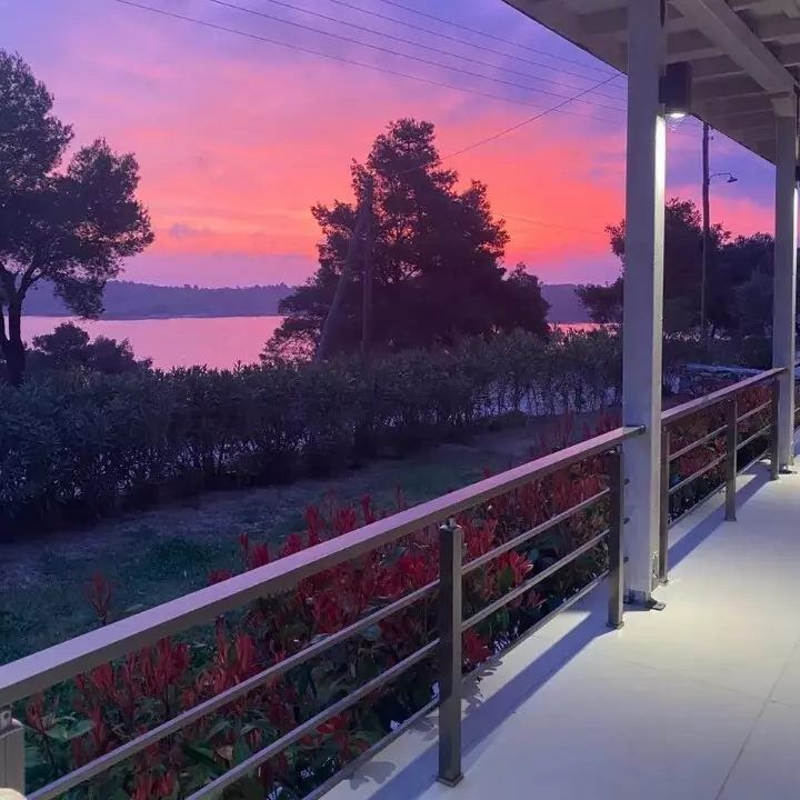 Detached House In Sithonia, Greece (126 M²)