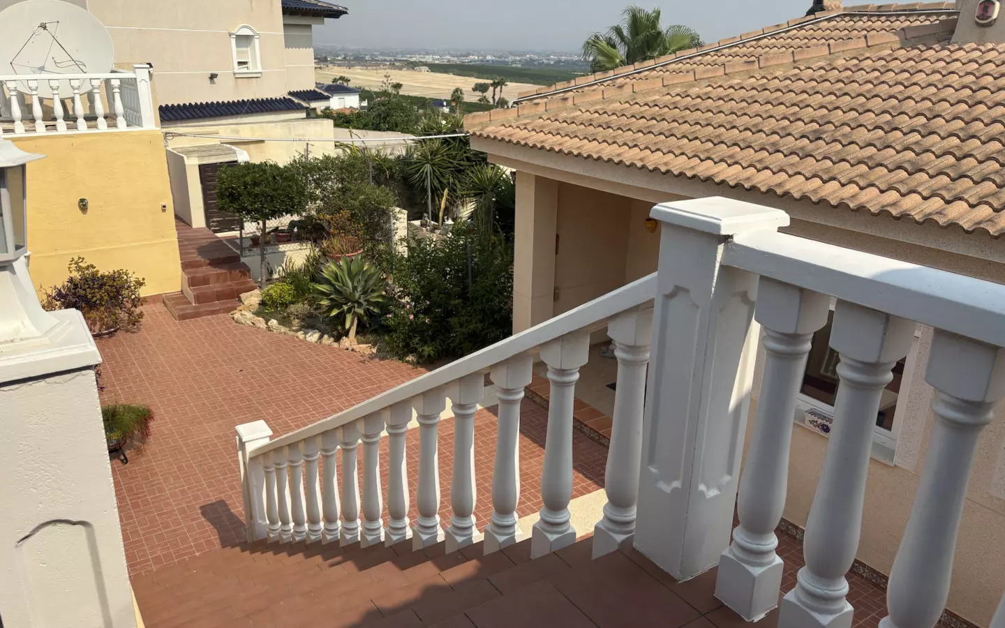 3-bedroom Villa In Algorfa, Spain (200 M²)