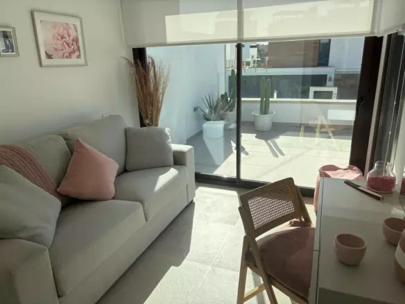 3-bedroom Villa In Algorfa, Spain (175 M²)