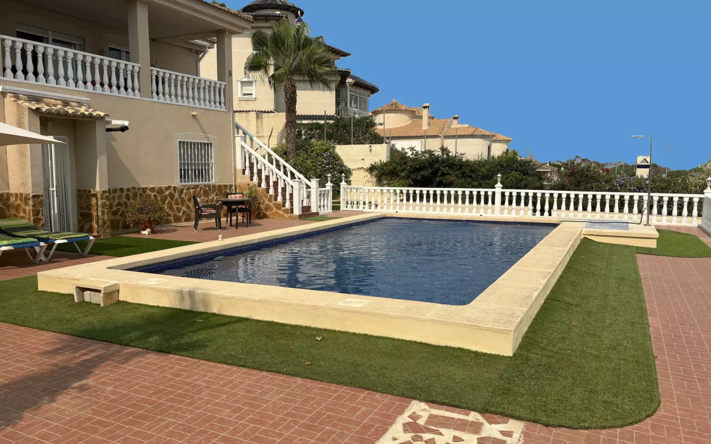 3-bedroom Villa In Algorfa, Spain (200 M²)