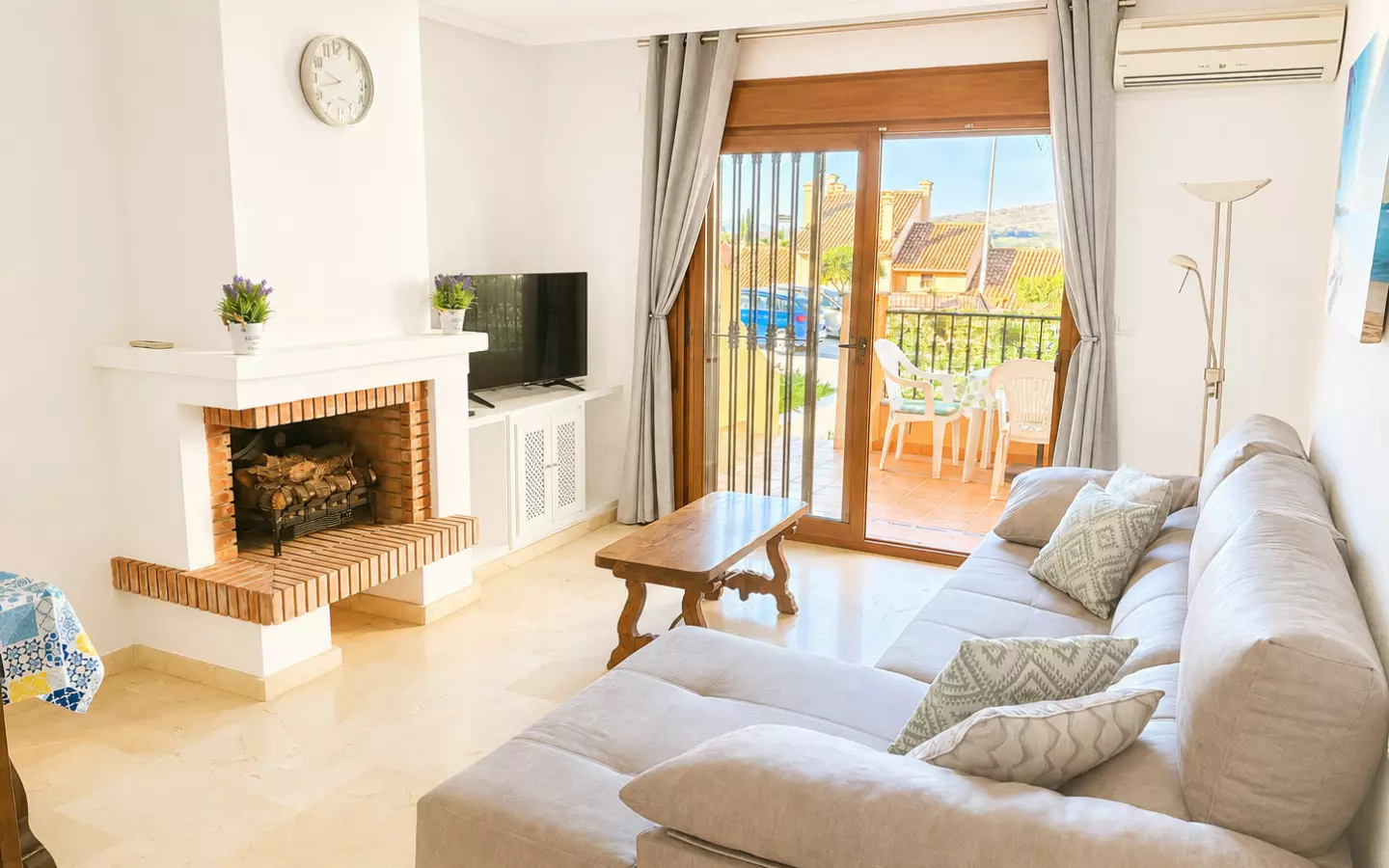 3-bedroom Townhouse In Algorfa, Spain (90 M²)
