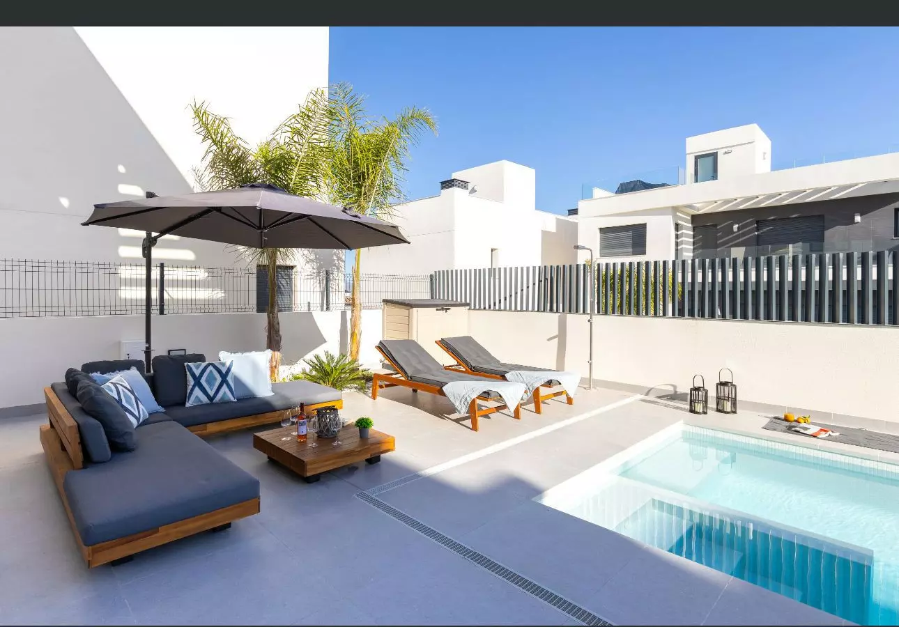 3-bedroom Villa In Algorfa, Spain (150 M²)