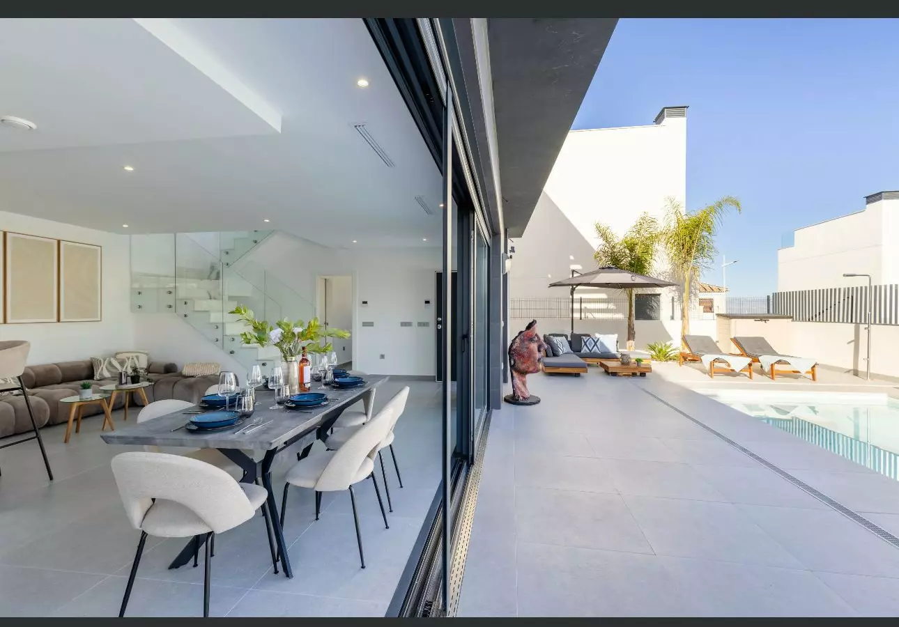 3-bedroom Villa In Algorfa, Spain (150 M²)