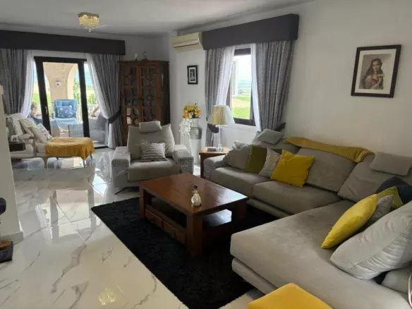 5-bedroom Villa In Almoradi, Spain (375 M²)
