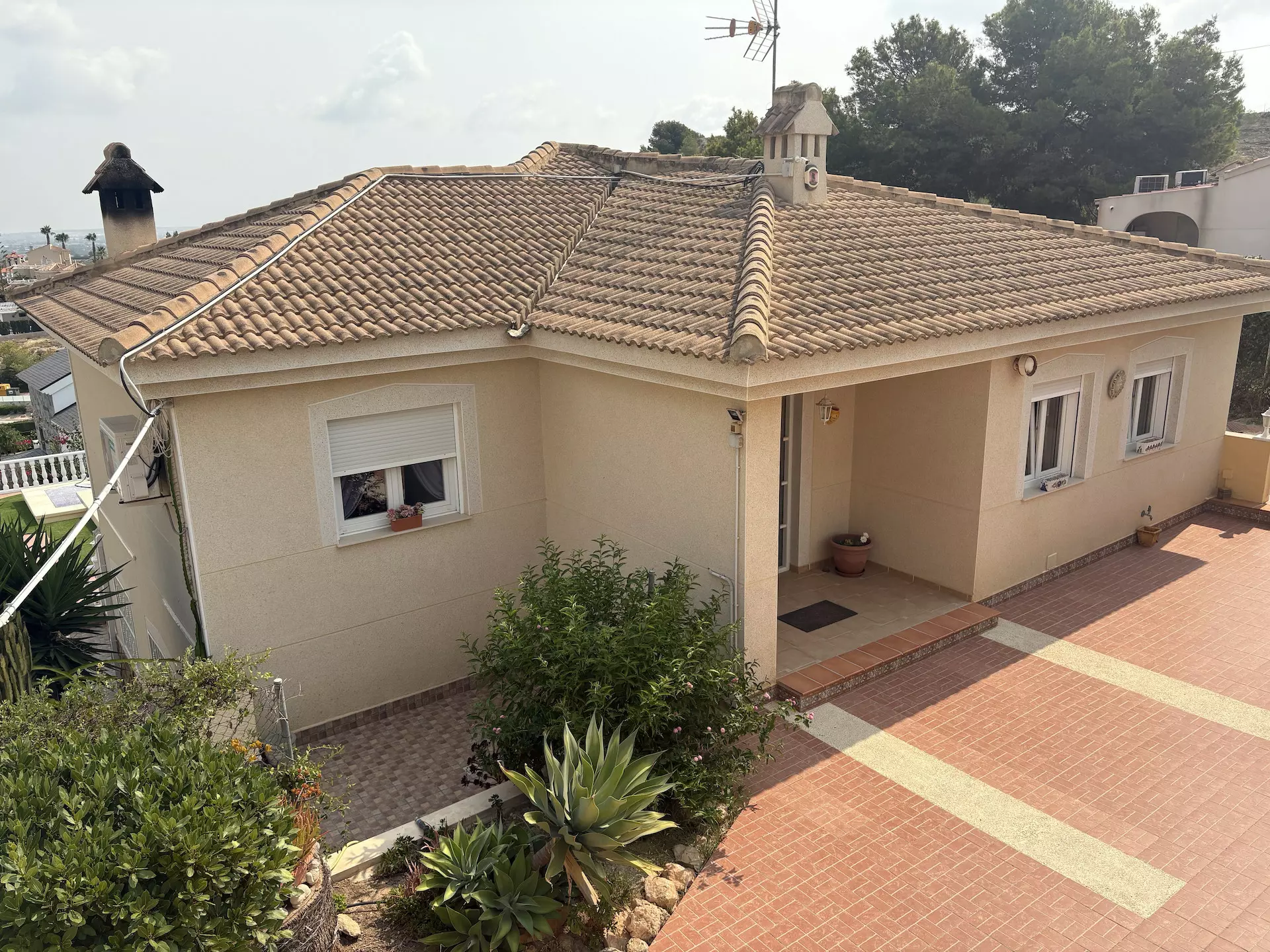 3-bedroom Villa In Algorfa, Spain (200 M²)