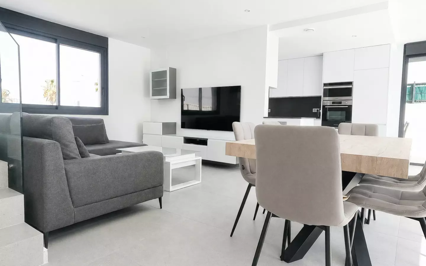 5-bedroom Villa In Algorfa, Spain (200 M²)