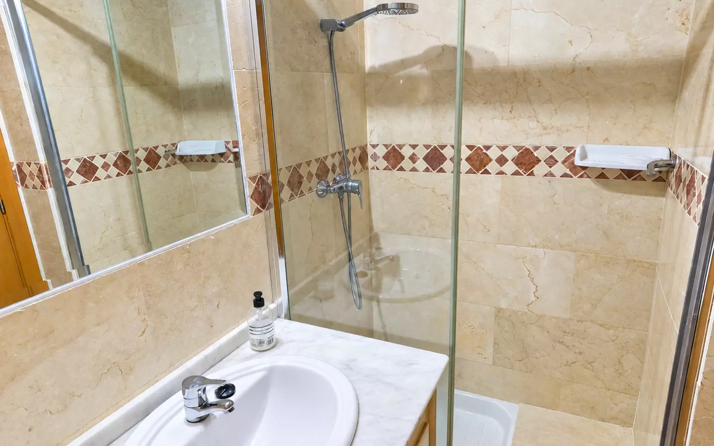 2-bedroom Apartment In Algorfa, Spain (70 M²)