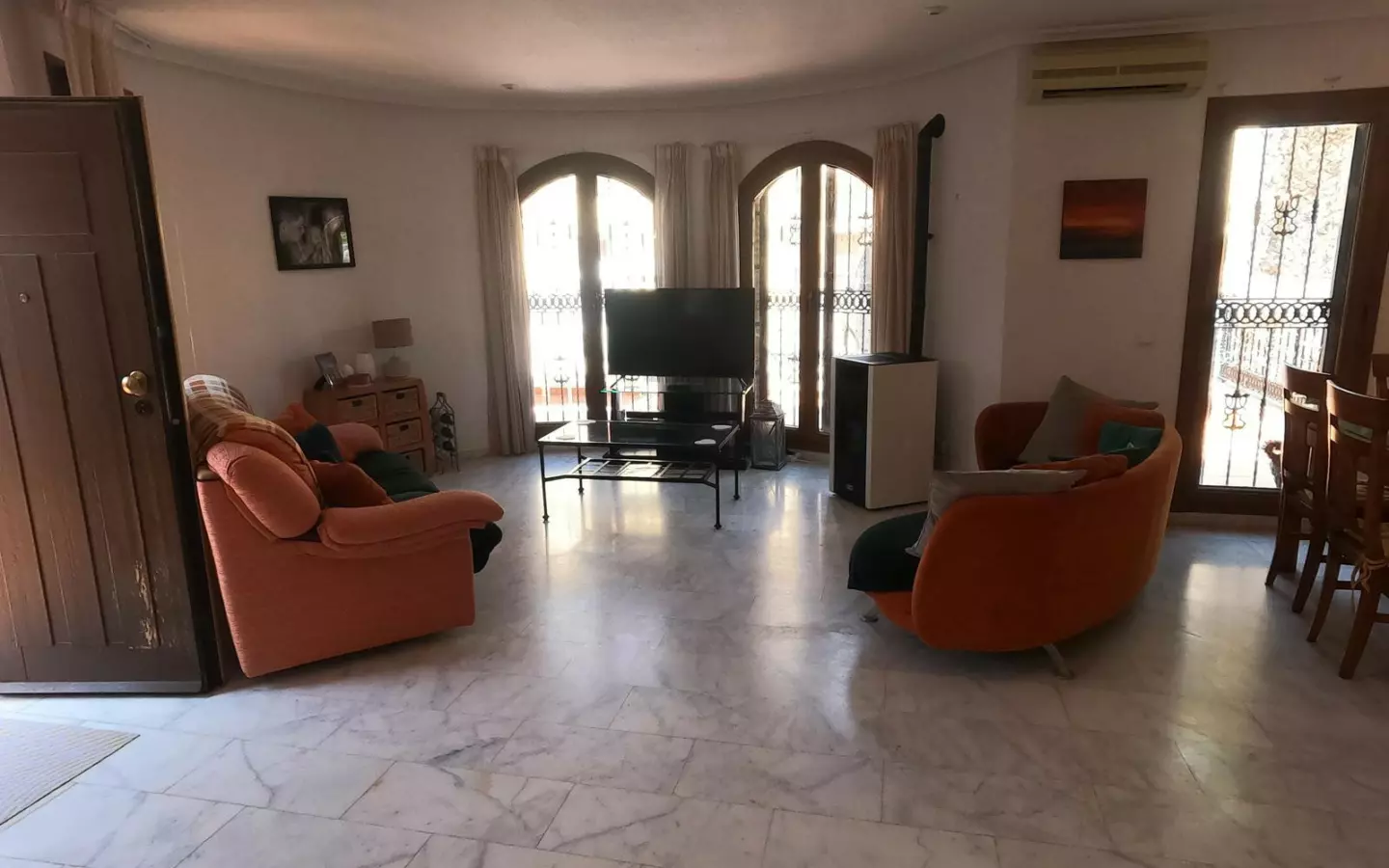 3-bedroom Villa In Algorfa, Spain (167 M²)