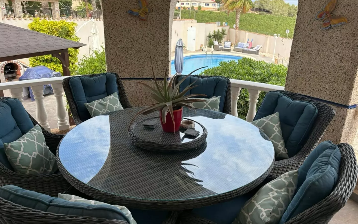 5-bedroom Villa In Almoradi, Spain (375 M²)
