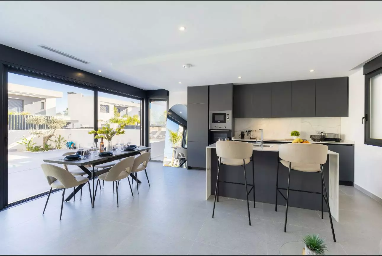 3-bedroom Villa In Algorfa, Spain (150 M²)