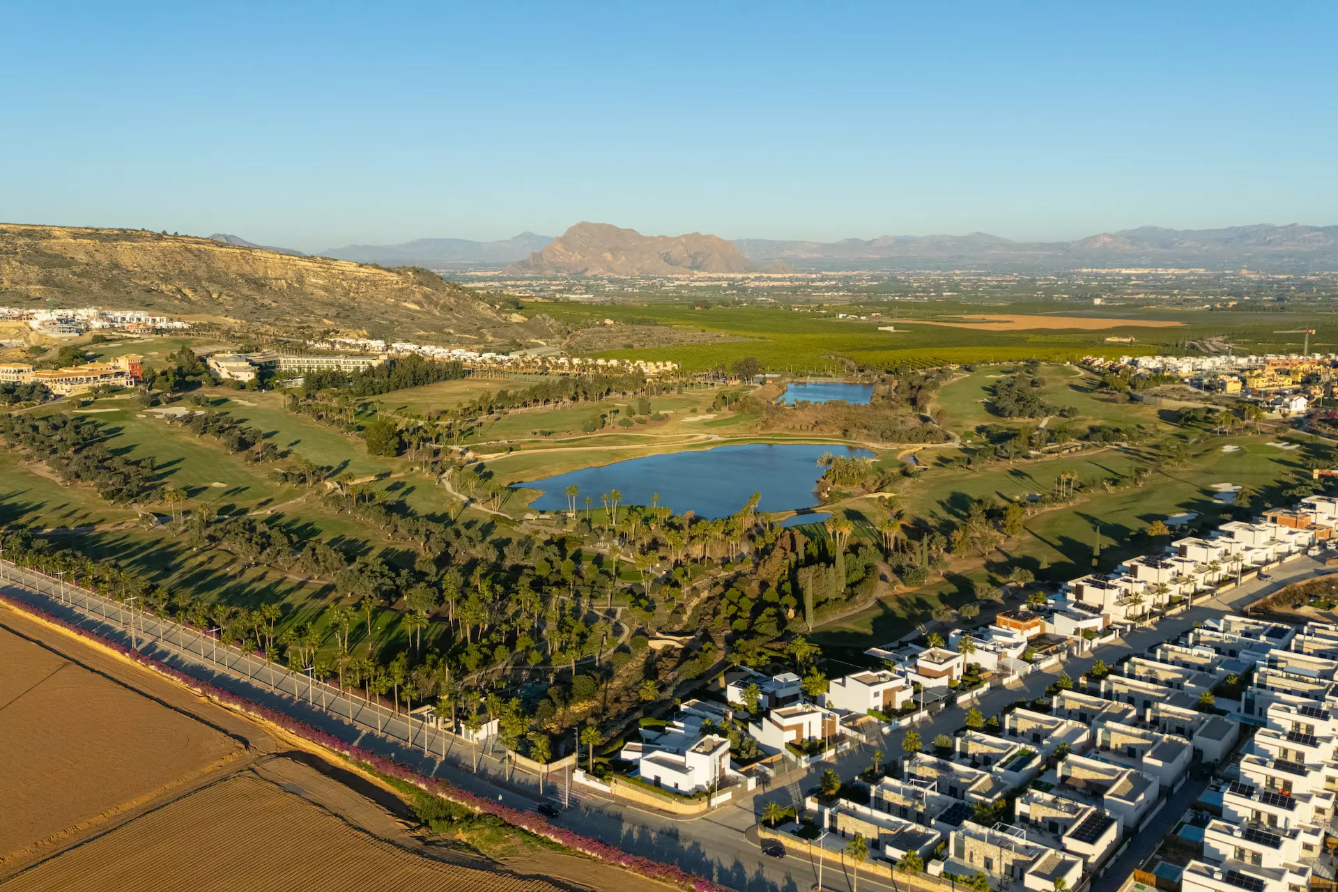 4-bedroom Villa In Algorfa, Spain (300 M²)
