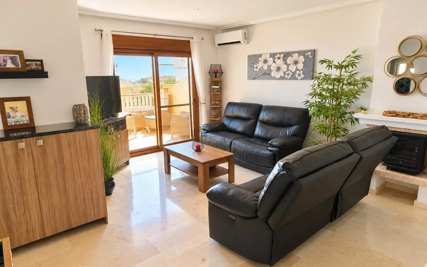 2-bedroom Apartment In Algorfa, Spain (70 M²)