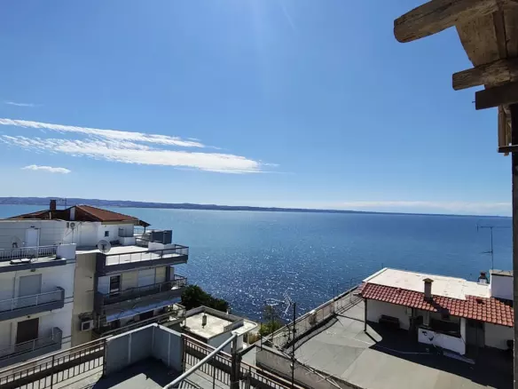 2-bedroom Flat In Kalamaria, Greece (110 M²)