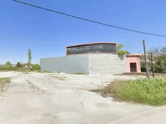 Commercial Property In Paralia, Greece (250 M²)