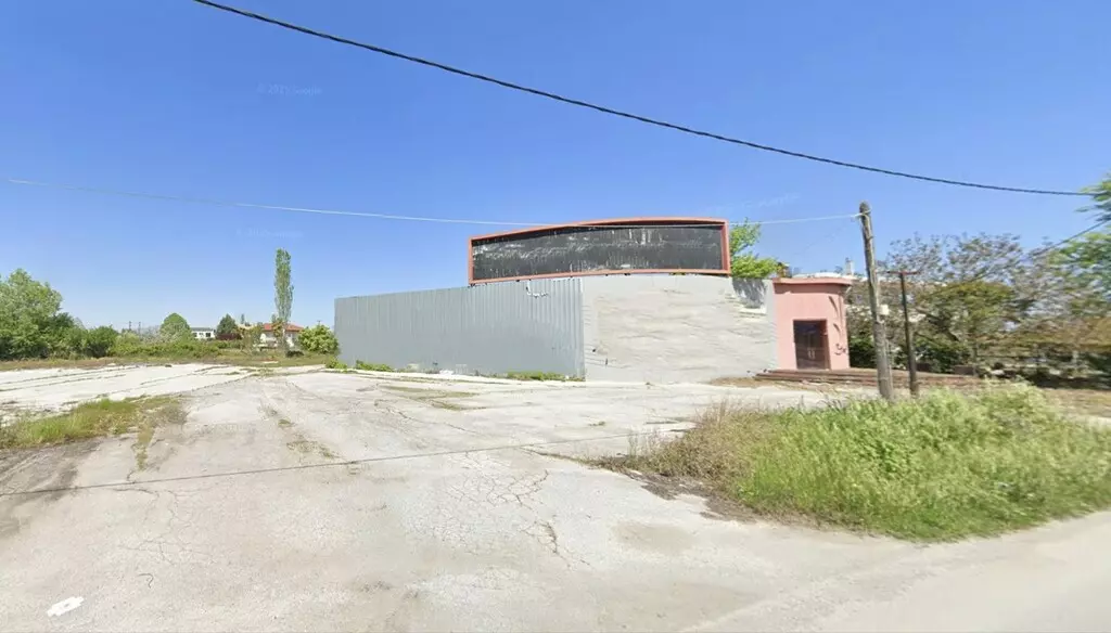 Commercial Property In Paralia, Greece (250 M²)