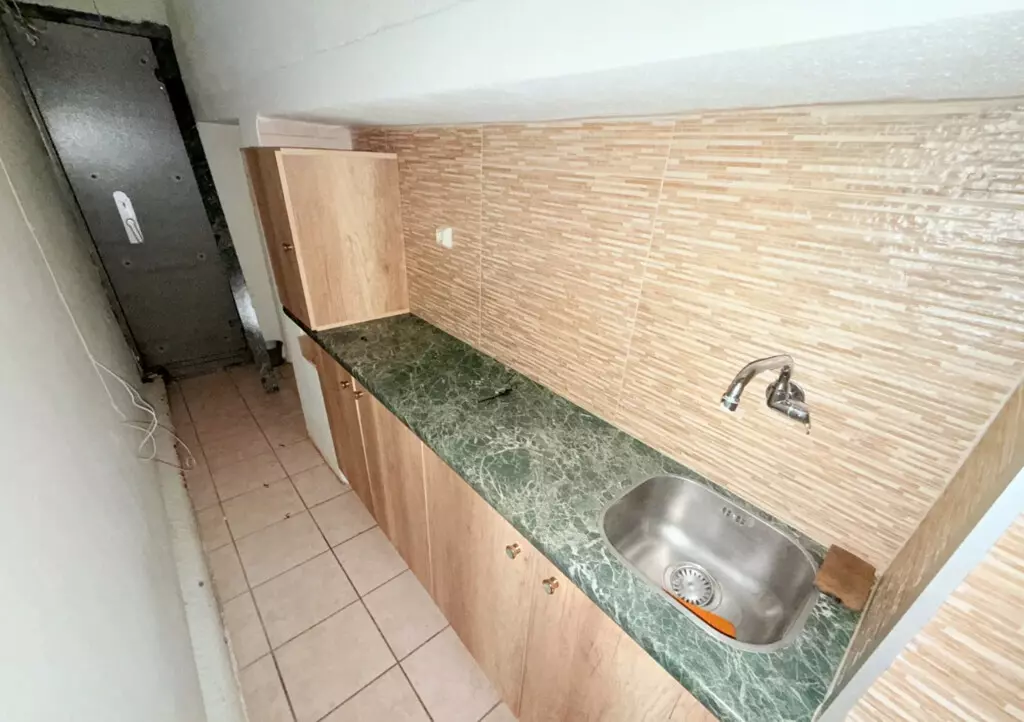 Commercial Property In Paralia, Greece (182 M²)