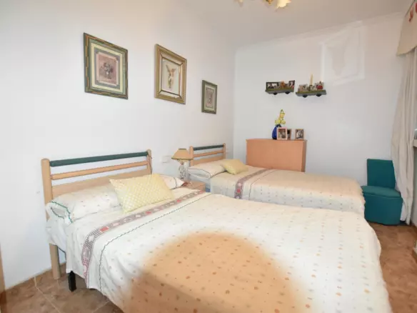 3-bedroom Apartment In Torrevieja, Spain (98 M²)