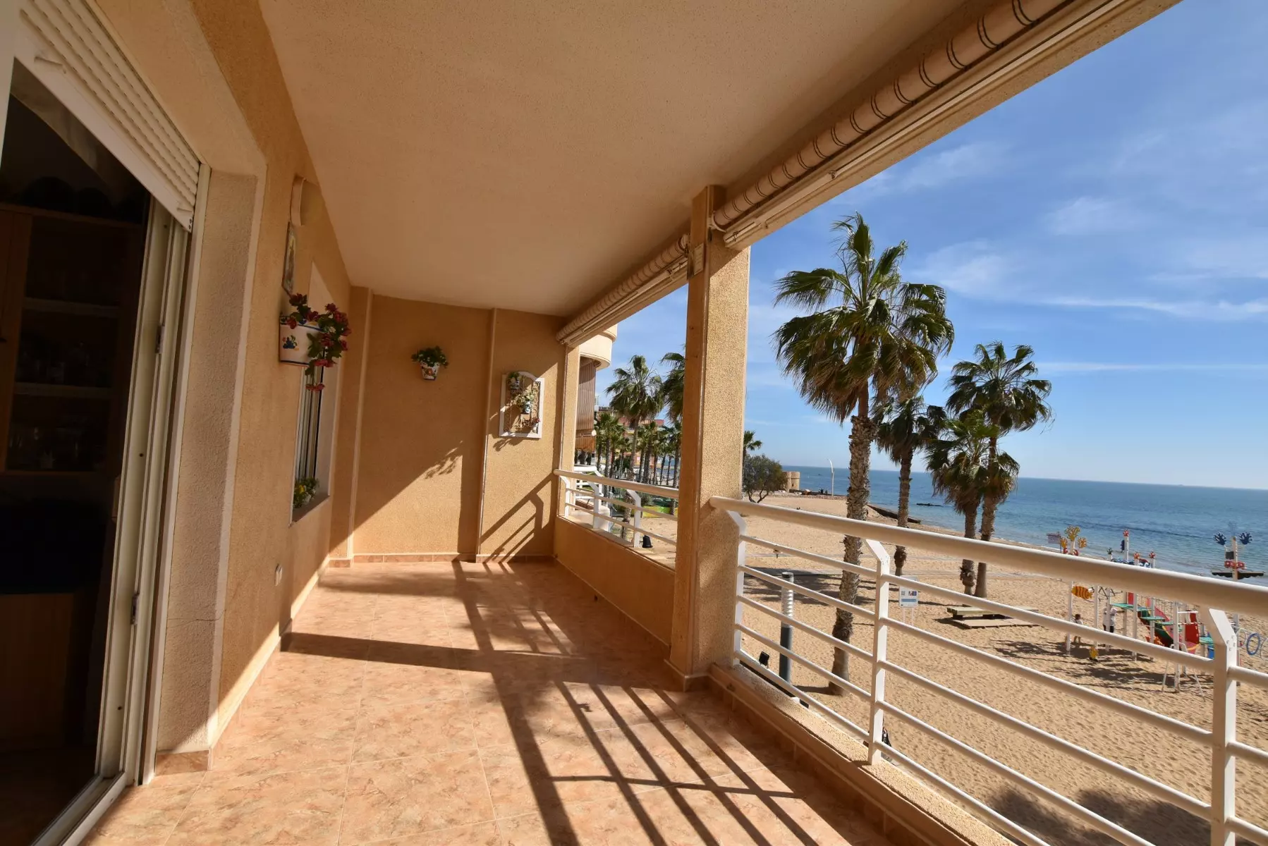 3-bedroom Apartment In Torrevieja, Spain (98 M²)