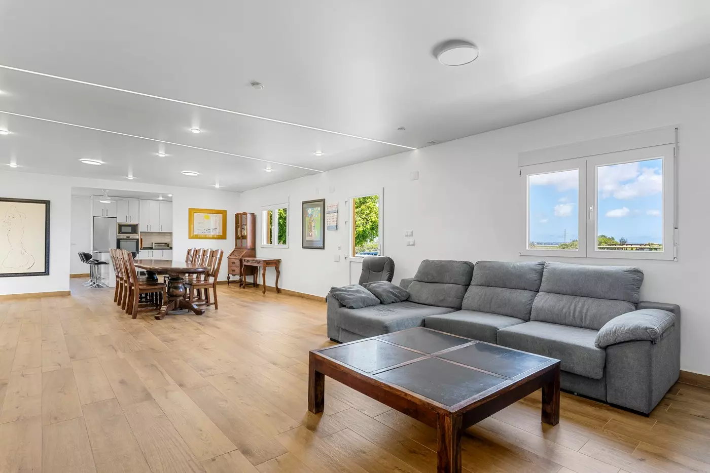 6-bedroom Villa In Los Montesinos, Spain (340 M²)