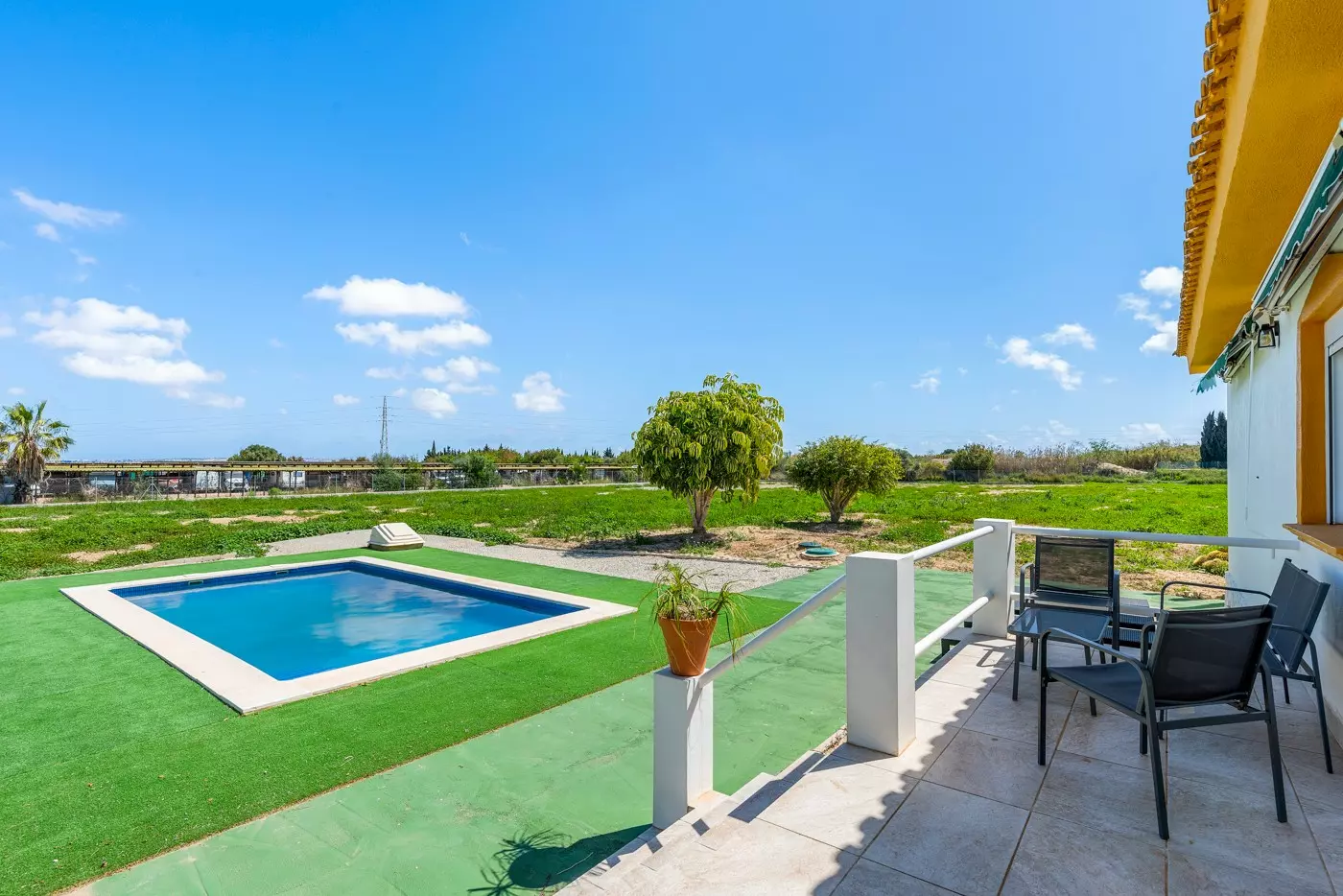 6-bedroom Villa In Los Montesinos, Spain (340 M²)