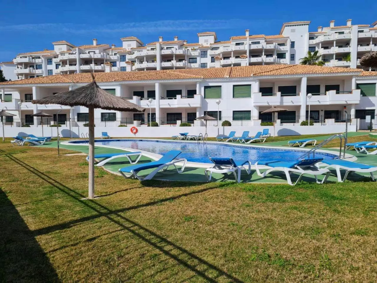 o_1j9nic1vdnqc5n2118f1due17t21m-b6698d 2-bedroom Apartment In Pilar De La Horadada, Spain (109 M²)