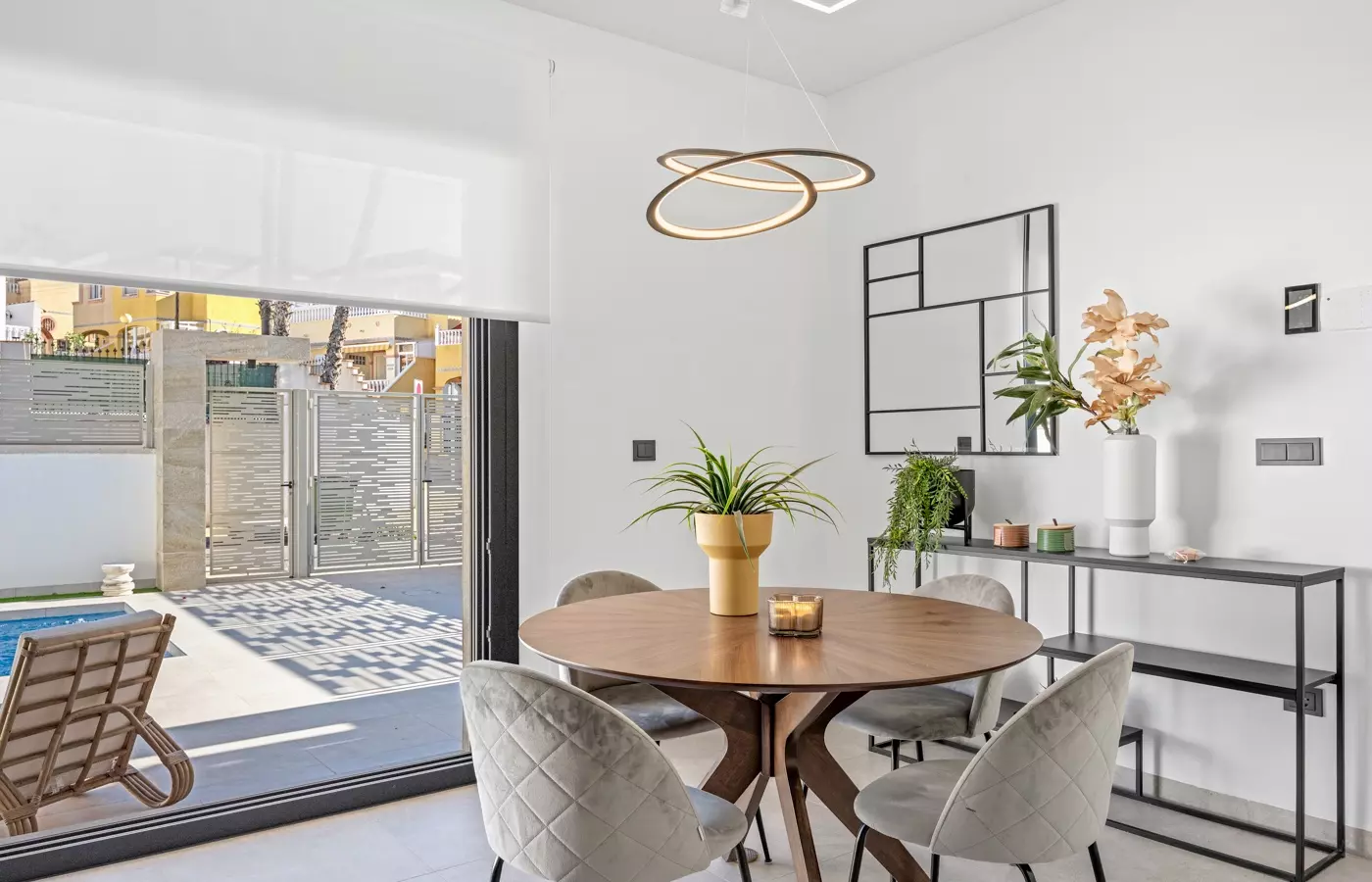 3-bedroom Villa In Villamartin, Spain (116 M²)