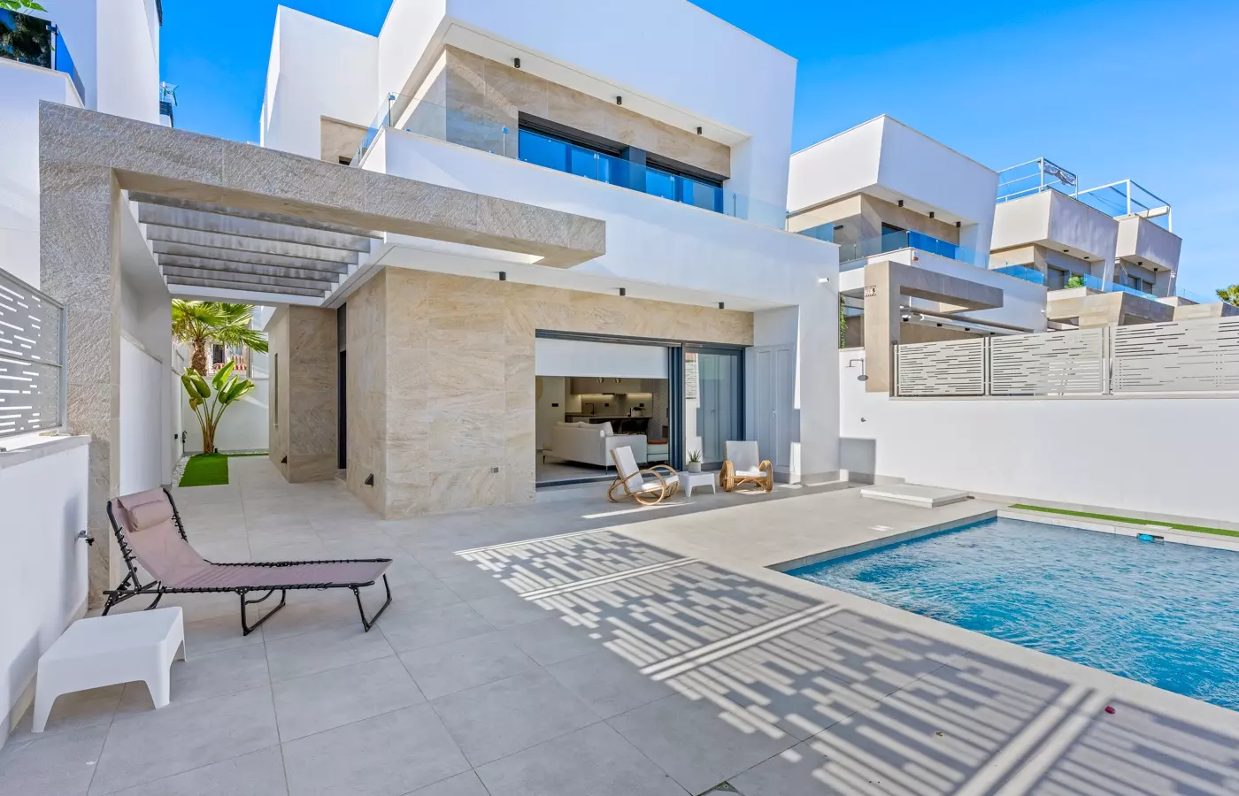 3-bedroom Villa In Villamartin, Spain (116 M²)