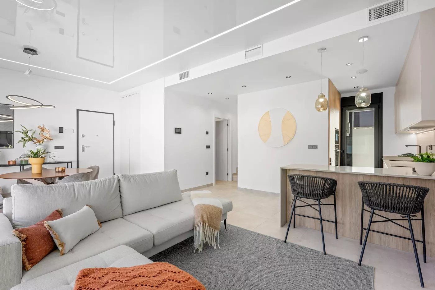 3-bedroom Villa In Villamartin, Spain (116 M²)