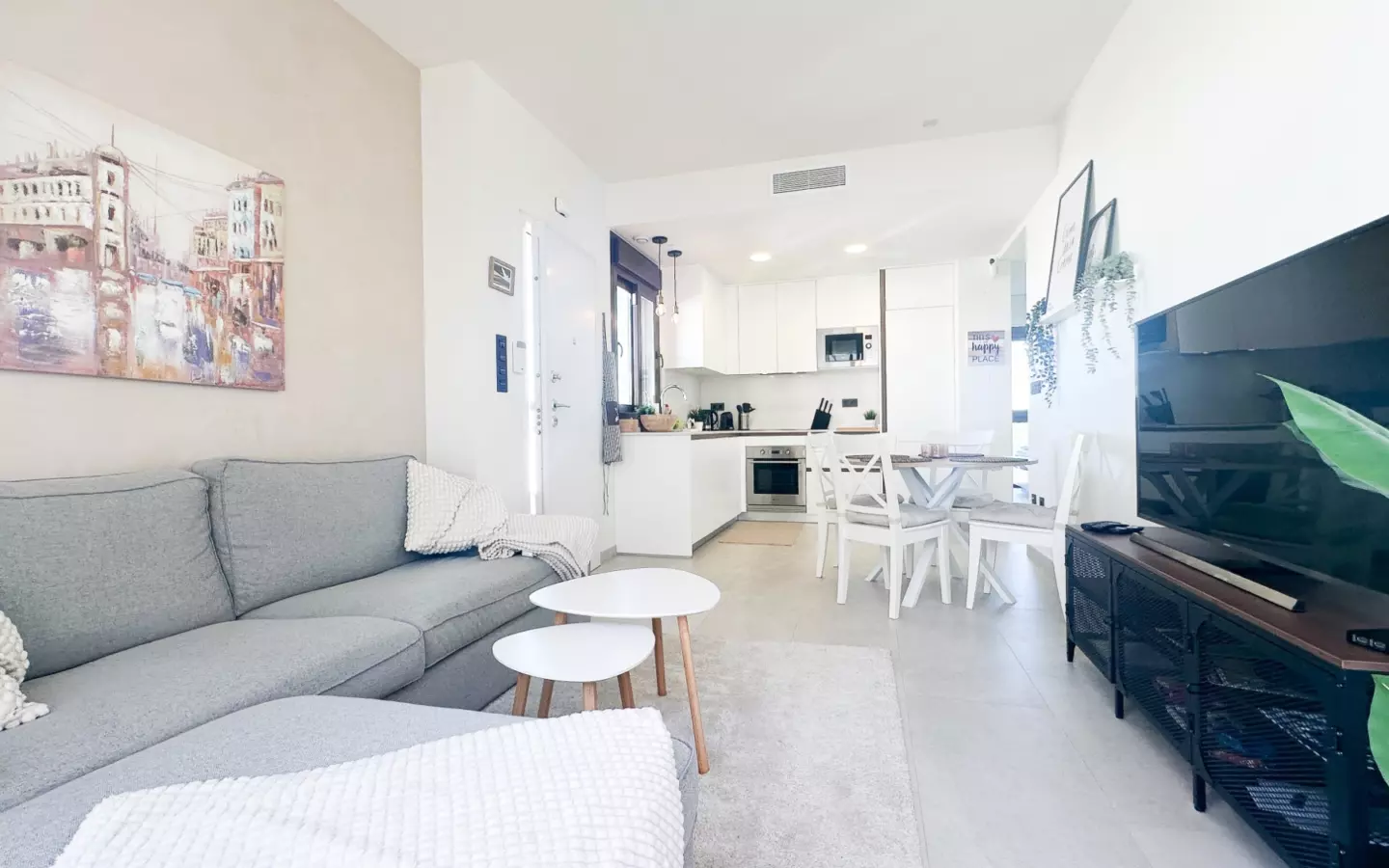 3-bedroom Bungalow In Torrevieja, Spain (96 M²)