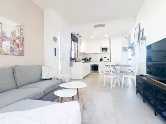 3-bedroom Bungalow In Torrevieja, Spain (96 M²)