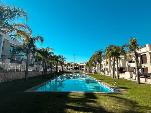 3-bedroom Bungalow In Torrevieja, Spain (96 M²)