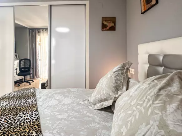 3-bedroom Apartment In Torrevieja, Spain (94 M²)