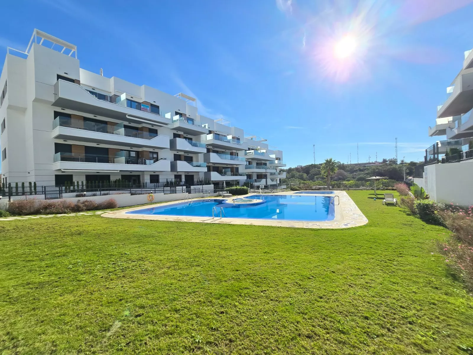 2-bedroom Property In Orihuela Costa, Spain (68 M²)