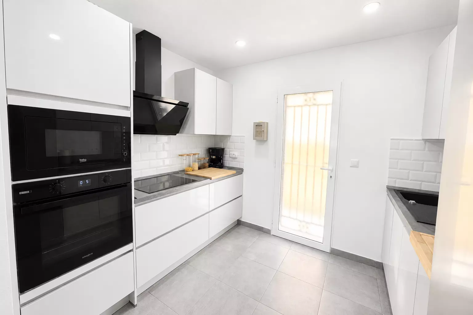 3-bedroom Town House In Pilar De La Horadada, Spain (140 M²)