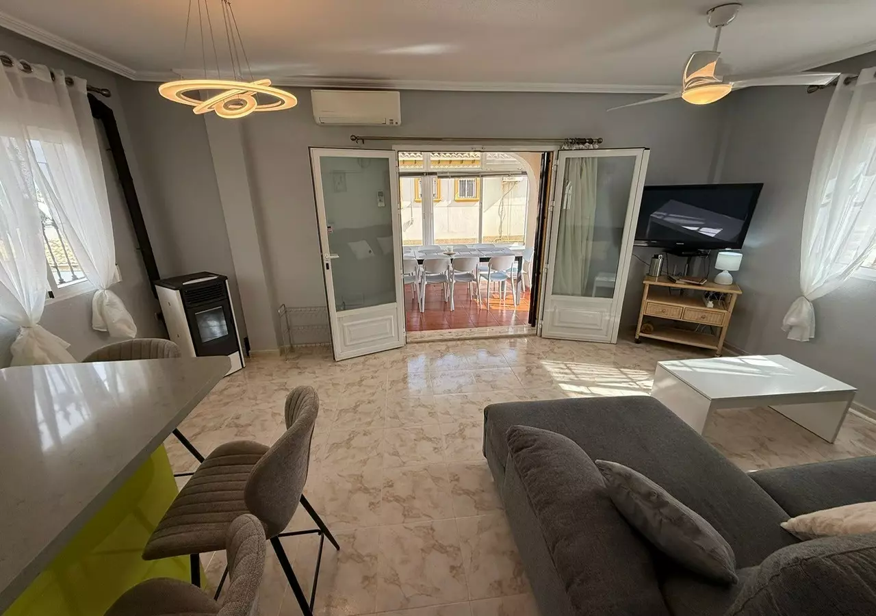 5-bedroom Villa In Orihuela Costa, Spain (231 M²)