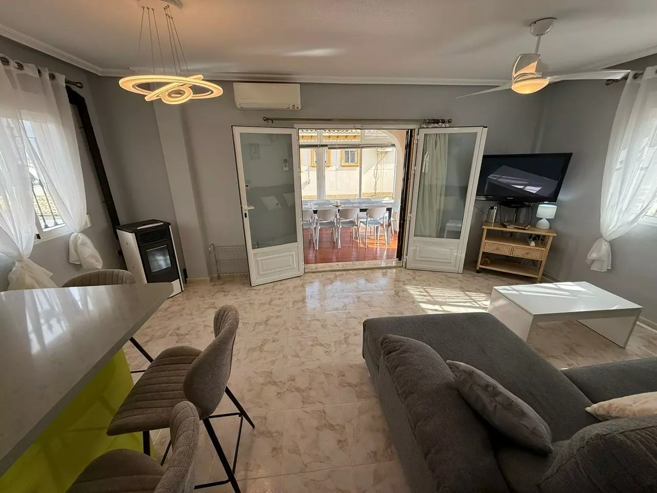 5-bedroom Villa In Orihuela Costa, Spain (231 M²)